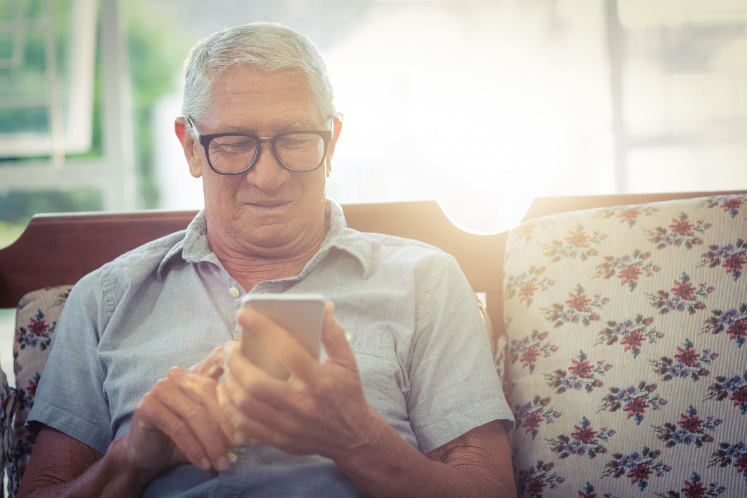 Best Safety Apps for Seniors