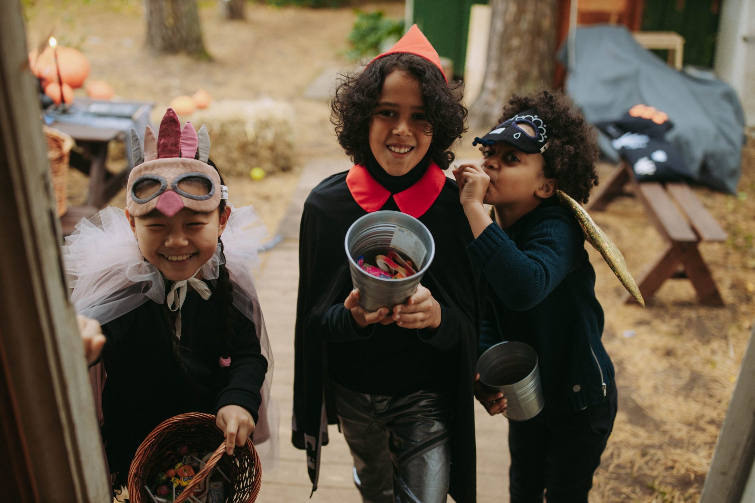 How to Trick-or-Treat Safely in 2021